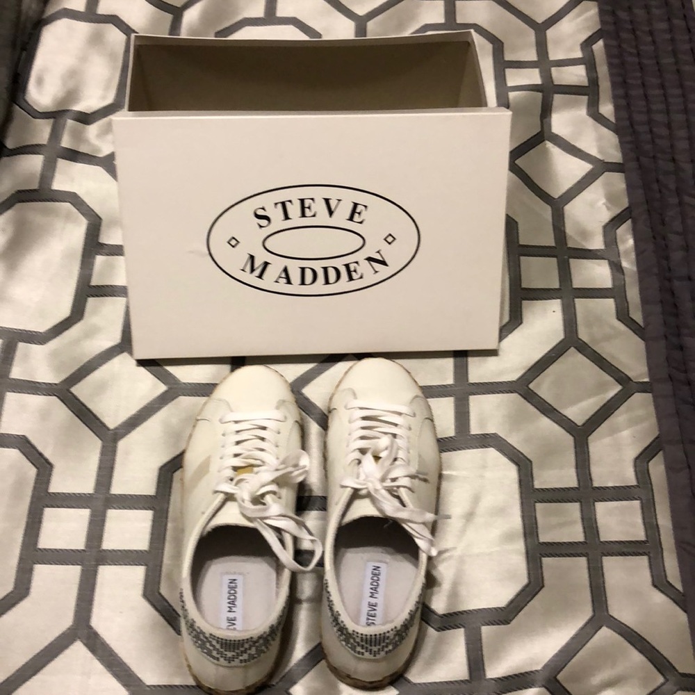 STEVE MADDEN Sneakers👟👟👟